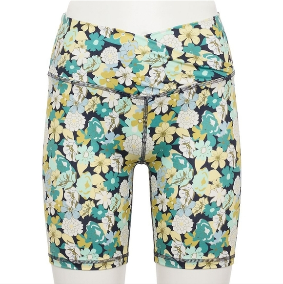 SO | Junior's Crossover Biker Shorts in Blue Floral sz Various - Picture 10 of 10
